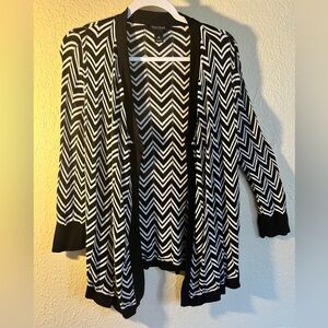 White House Black Market sweater EUC